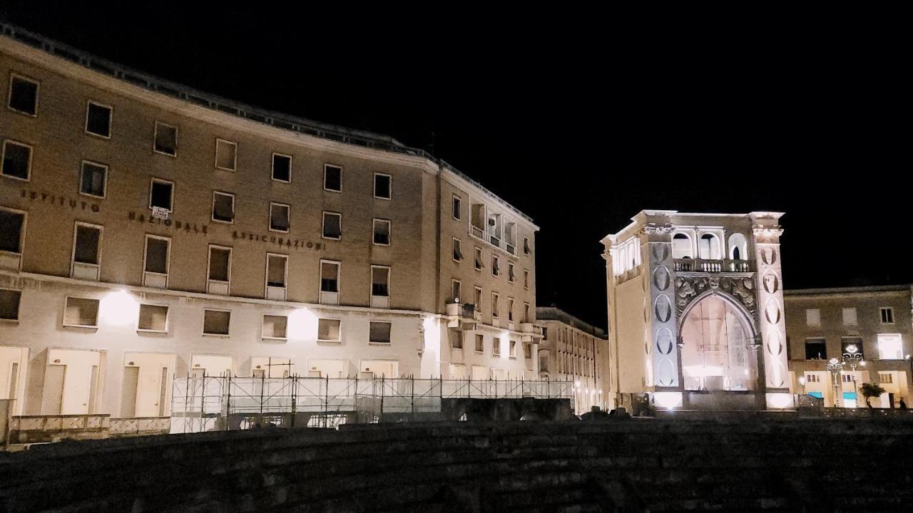 莱切萨兰托广场旅馆住宿加早餐旅馆 外观 照片